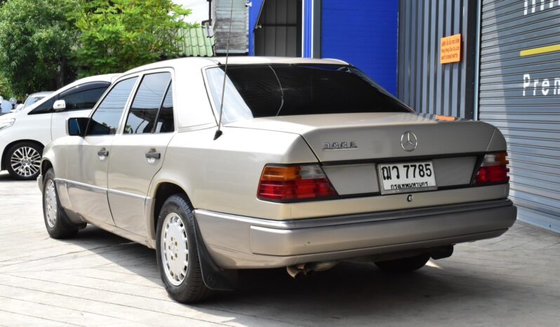 
								Mercedes Benz 300E(W124) 1993 full									
