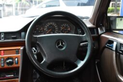 
										Mercedes Benz 300E(W124) 1993 full									