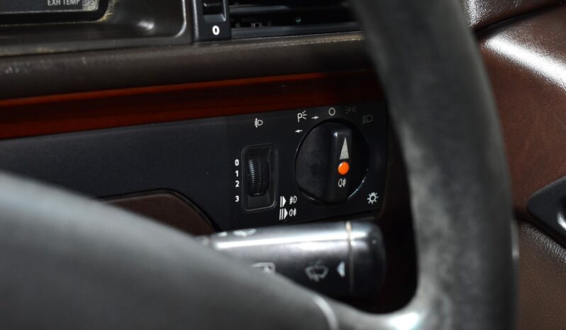 
								Mercedes Benz 300E(W124) 1993 full									