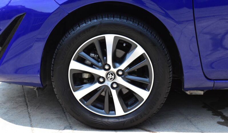 
								Toyota Yaris ATIV S 2019 full									