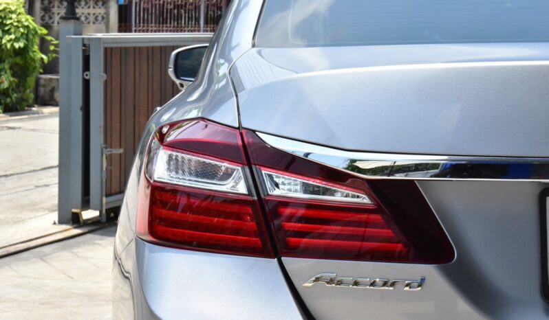 
								Honda Accord 2.0EL Navi 2017 full									