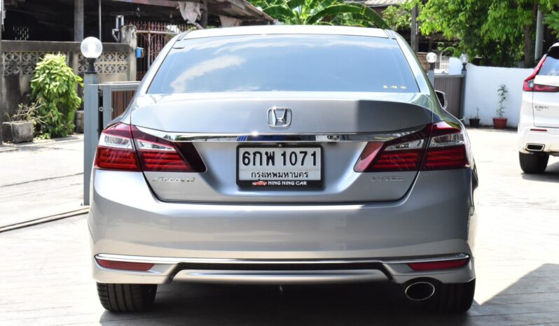 
								Honda Accord 2.0EL Navi 2017 full									