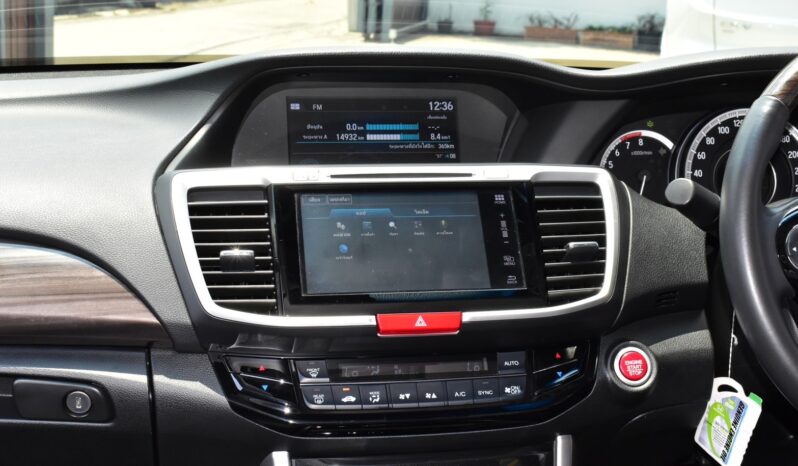 
								Honda Accord 2.0EL Navi 2017 full									