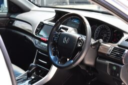 
										Honda Accord 2.0EL Navi 2017 full									