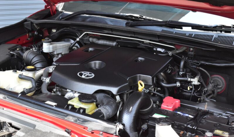 
								Toyota Hilux Revo Double Cap 2.8 G 2015 full									
