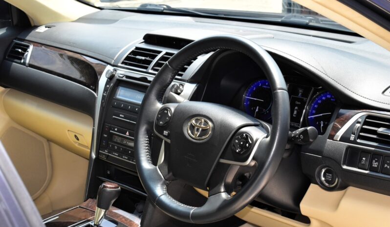 
								Toyota Camry 2.0 G D4S 2015 full									