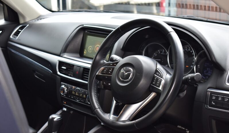 
								MAZDA CX-5 2.0 SP 2016 full									