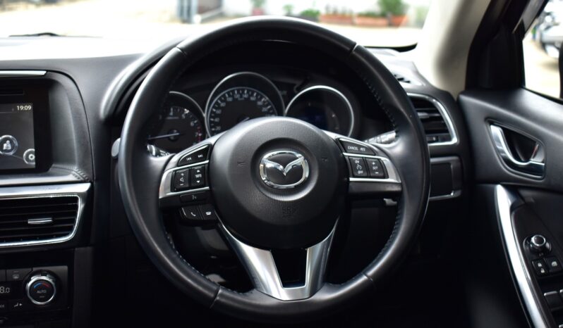 
								MAZDA CX-5 2.0 SP 2016 full									