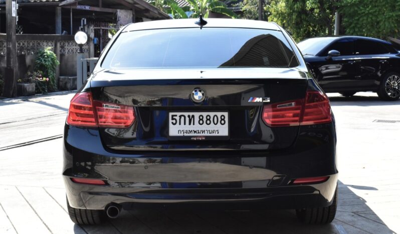 
								BMW 320d Sport (F30) 2014 full									