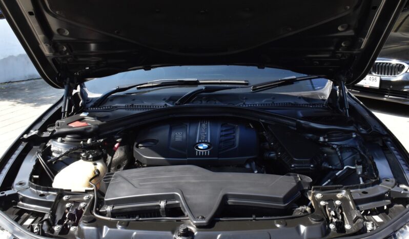 
								BMW 320d Sport (F30) 2014 full									