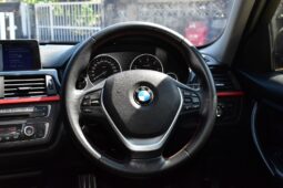 
										BMW 320d Sport (F30) 2014 full									