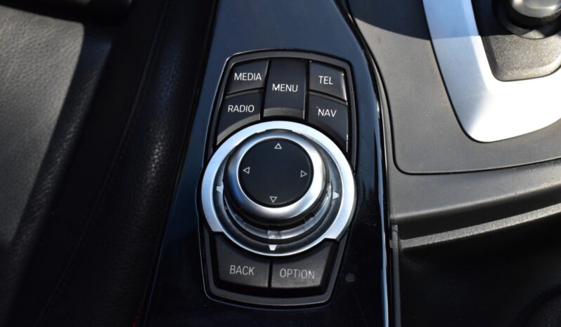 
								BMW 320d Sport (F30) 2014 full									