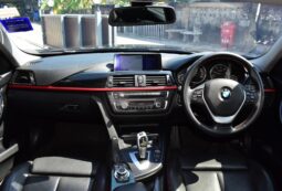 
										BMW 320d Sport (F30) 2014 full									