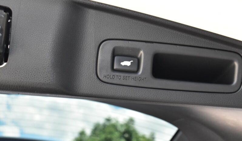 
								Honda CR-V 2.4 EL 4WD Sunroof 2021 full									