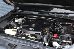 
										TOYOTA REVO 2.4 Z EDITION AT 2022 full									