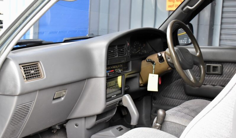 
								Toyota Hilux Surf SSR-X 4WD ปี 1994 full									