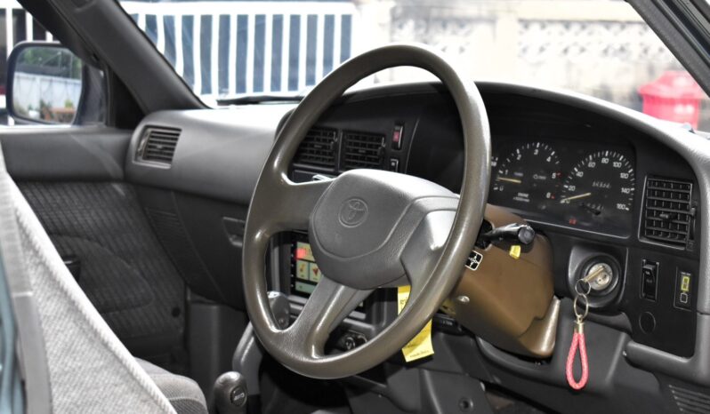 
								Toyota Hilux Surf SSR-X 4WD ปี 1994 full									