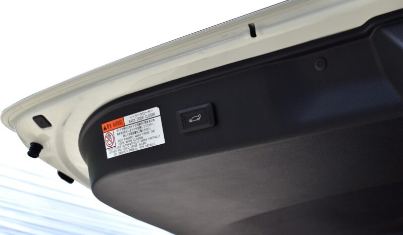 
								Toyota Alphard Hybrid ปี 2021 full									