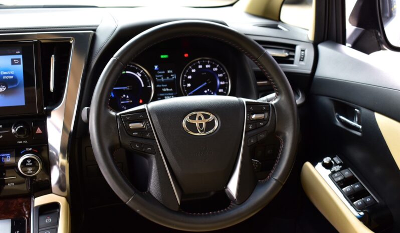 
								Toyota Alphard Hybrid ปี 2021 full									