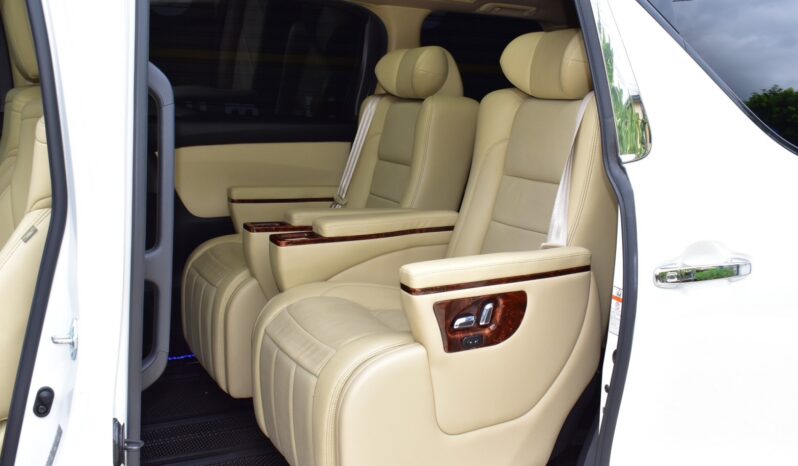 
								Toyota Alphard Hybrid ปี 2021 full									